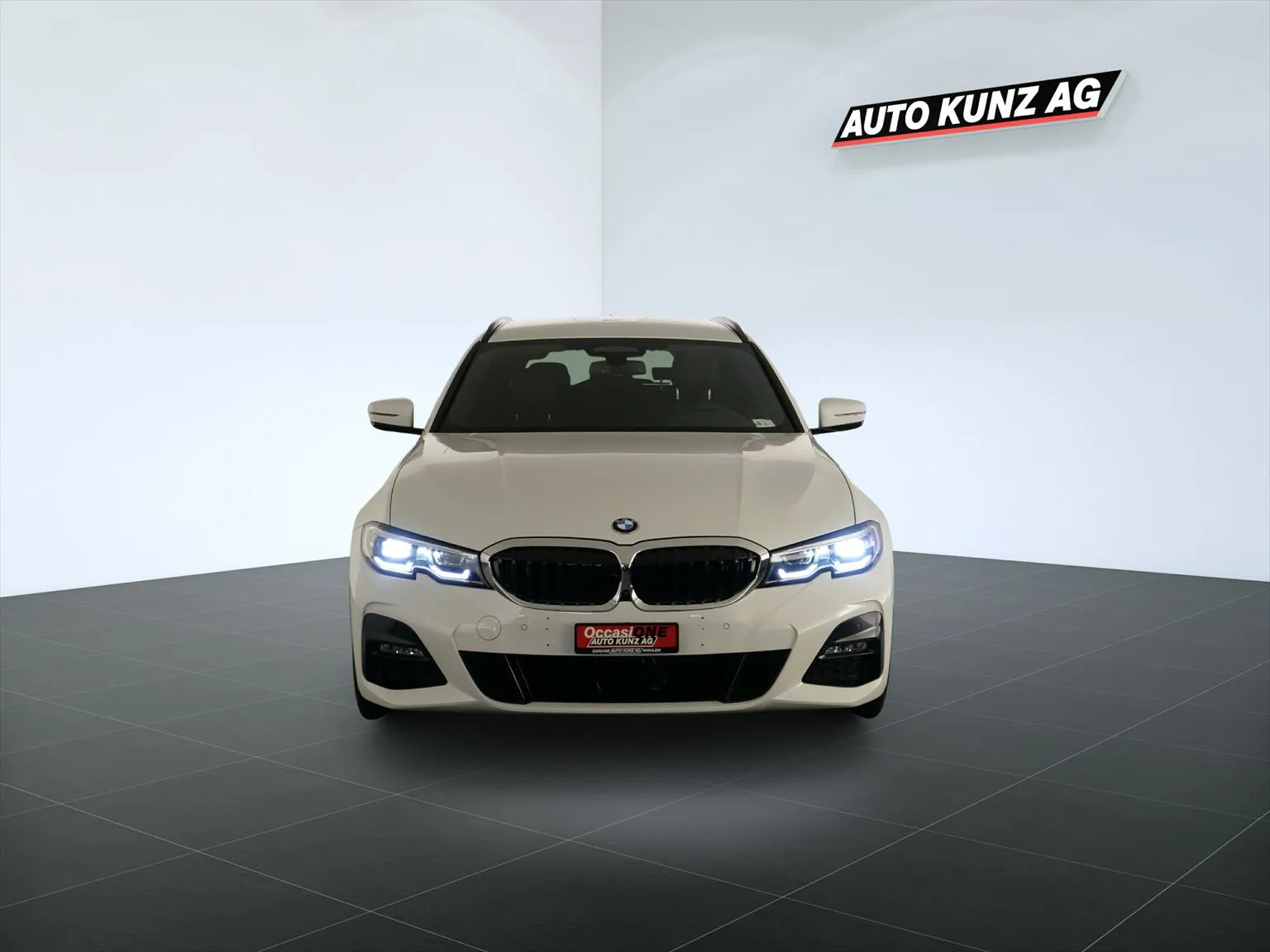 BMW 330d xDriveTouring M Sport xDrive  Image 3